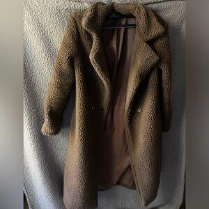 Cozy Chic: Big Dose Brown Coat